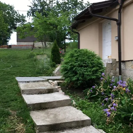 Brvnara Ruska Sauna Chalet *